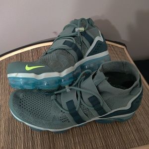 Nike Clay Green Vapormax Utility..